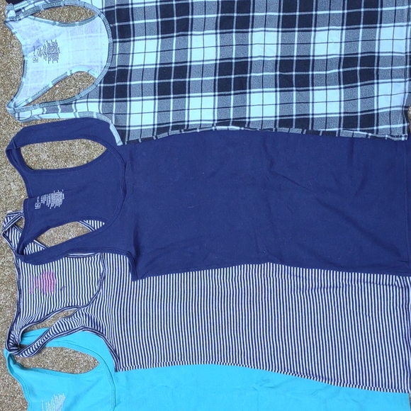 🦋🏵️🦋7 × NOBO Racer back tanks size L - Picture 4 of 9